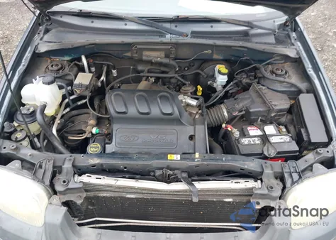 2003 Ford Escape Xlt from USA, damaged, VIN 1FMYU93183KD19909